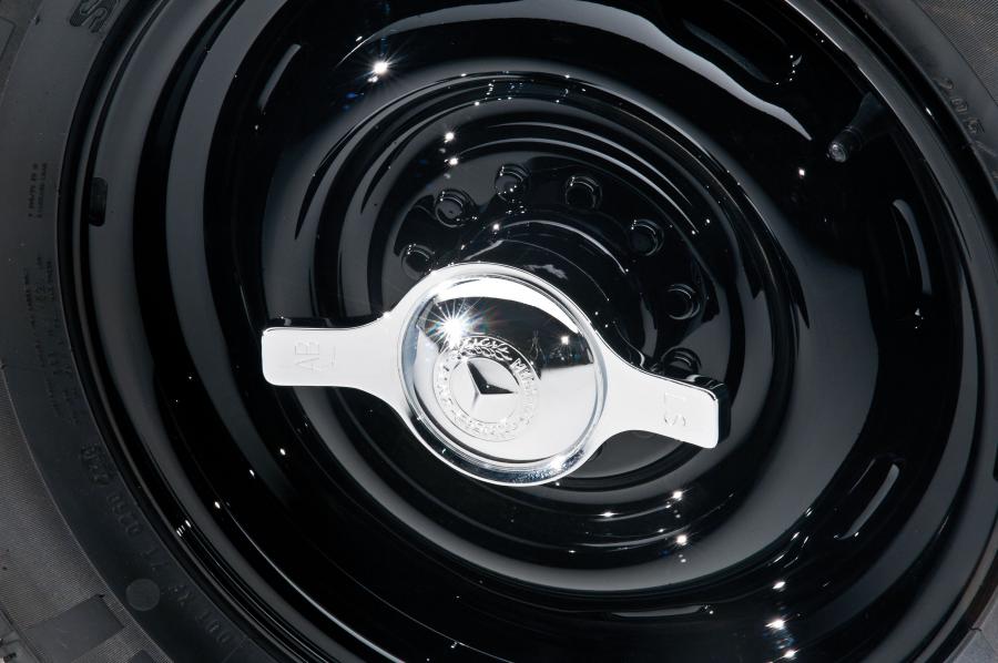  Mercedes-Benz 300 SL Roadster 1960 года  (фото 10 из 60)